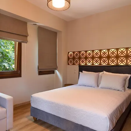 άλυσσος Tsagkarada